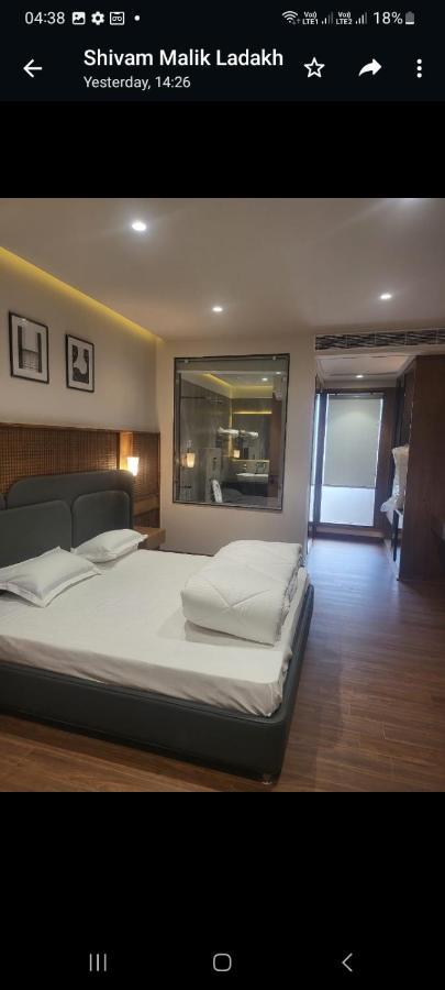 Yamunānagar The Rohini Mansion A Unit Of The Monsoon & Pearl Palace מראה חיצוני תמונה